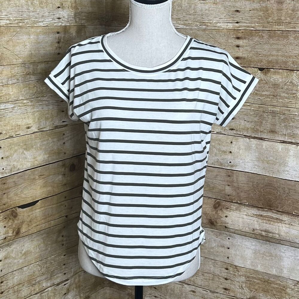 Poof Striped Casual Coastal Everyday Elevated Essential Top Sz. Small
